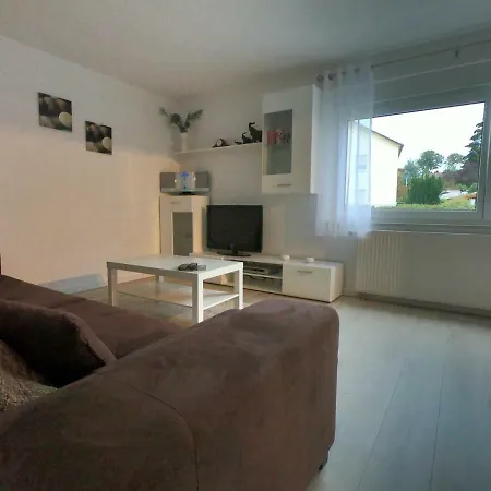 Moderne Helle 2,5 Mit Grossem Bad Und Kueche In * Trossingen