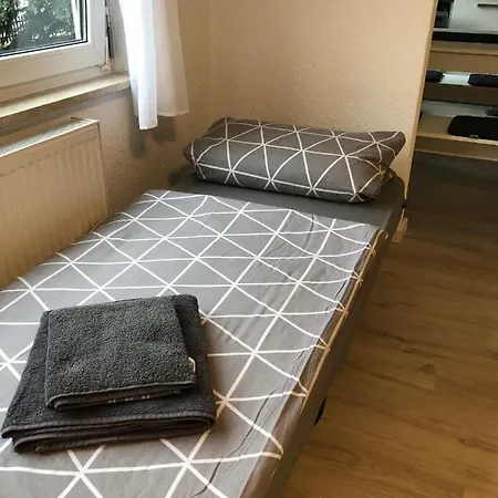 Moderne Helle 2,5 Mit Grossem Bad Und Kueche In Appartement
